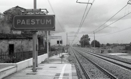 Rautatieasema,  Paestum