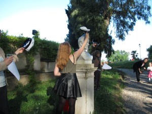 Perinteikäs vappujuhla Villa Lantessa.