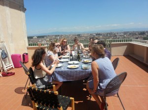 Villa Lanten terassilla. Kuva: Helena Hakola-Louko