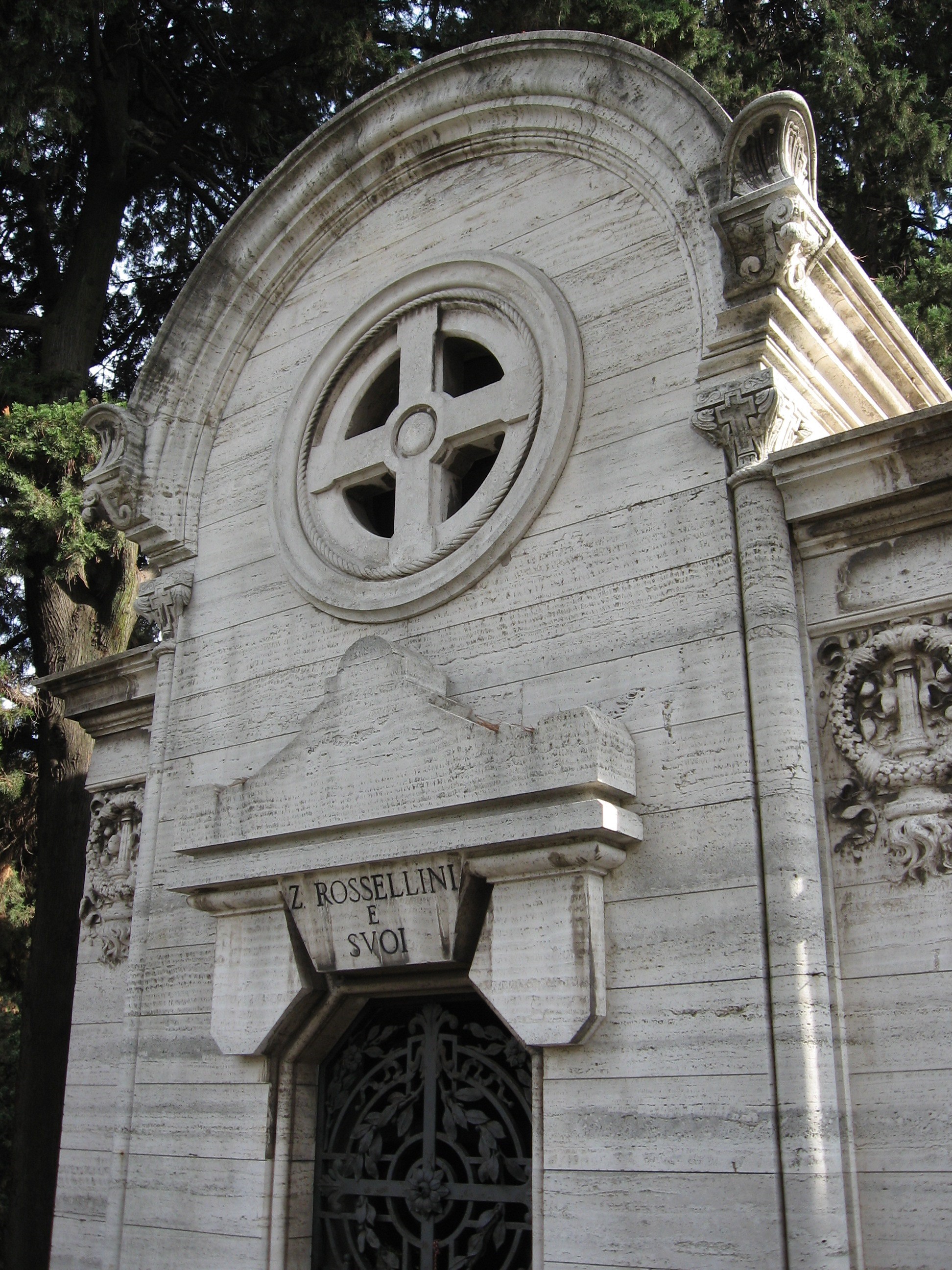 Rosellinin suvun mausoleumi